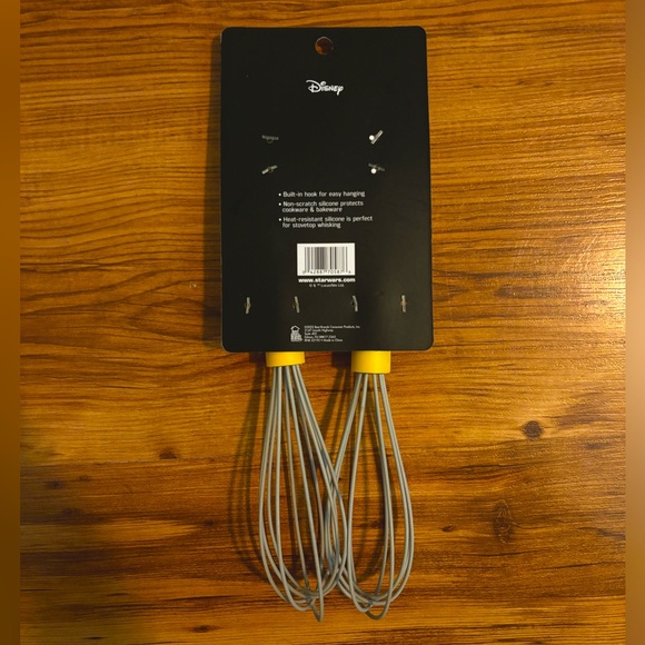 NWT Star Wars 2Pk Silicone Baking Whisks - Picture 2 of 2